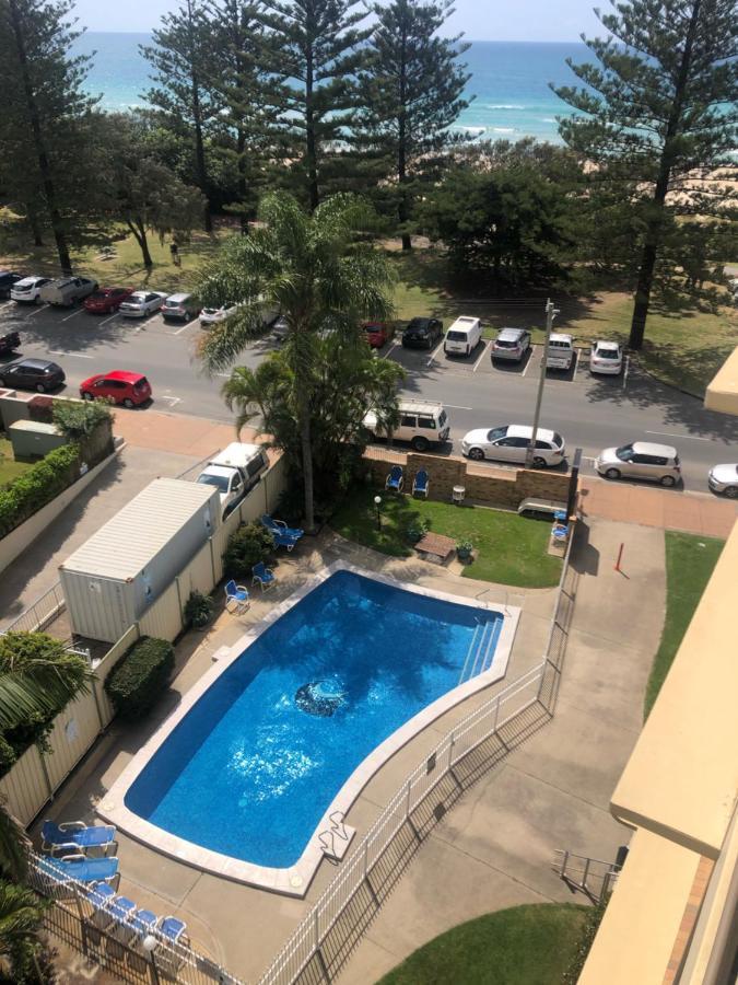 Oceania On Burleigh Beach Aparthotel Gold Coast Exterior photo