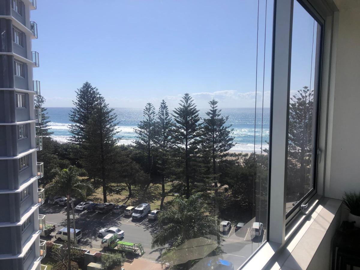 Oceania On Burleigh Beach Aparthotel Gold Coast Exterior photo